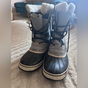 Sorel Winter Boots Womens Mens Size 11 Fits 9.5-10 Houndstooth Black White Warm